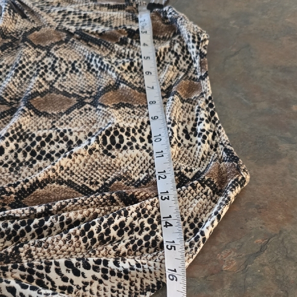 Cinny Brown and Cream Snake Print Tunic - Picture 6 of 7